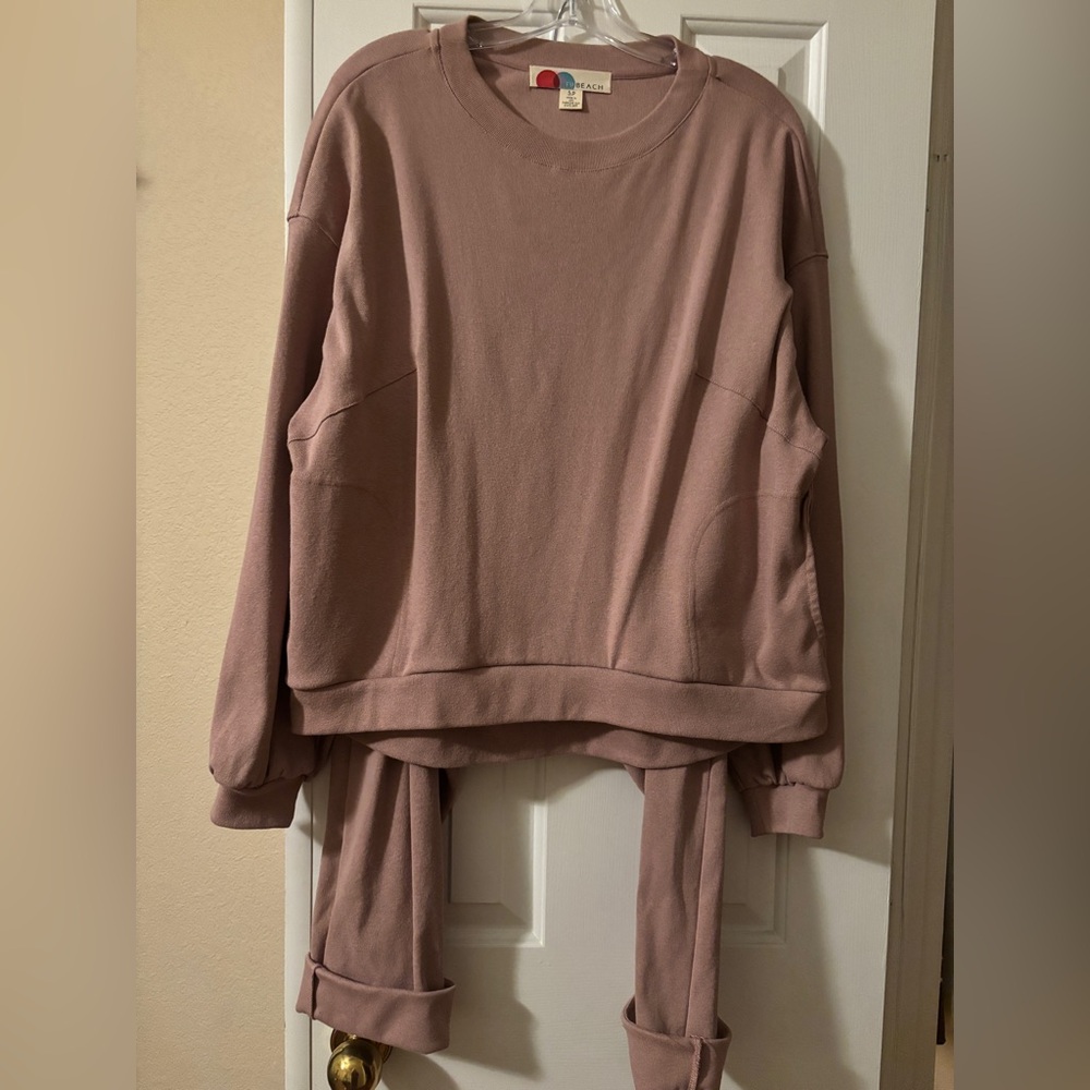 Brand New Free People Beach 2 piece Jogger Set!